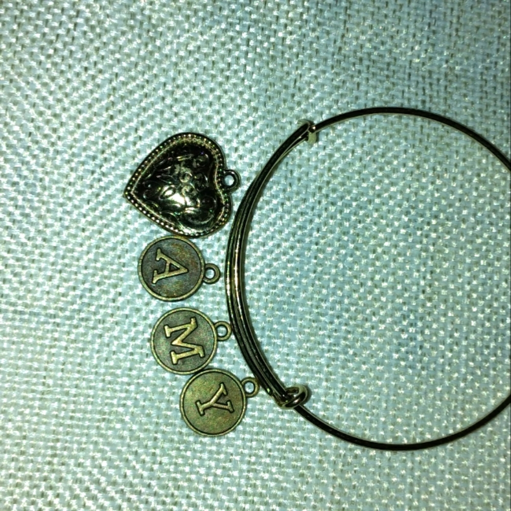 Pretty name letter bracelet